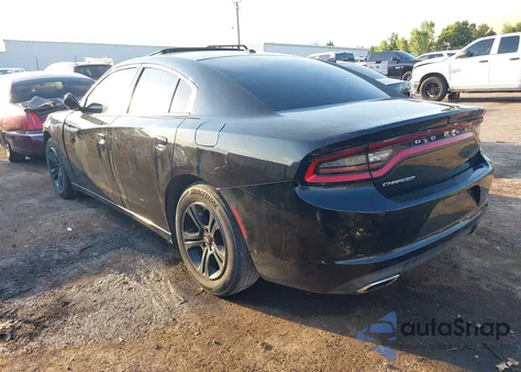 2019 Dodge Charger Sxt Rwd z USA, uszkodzony, nr VIN 2C3CDXBGXKH655581